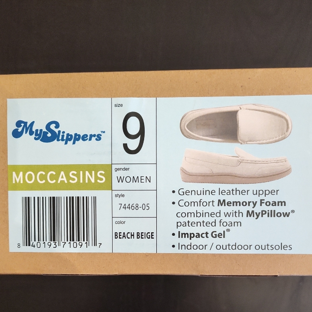 MySlippers Women's Cream Moccasins